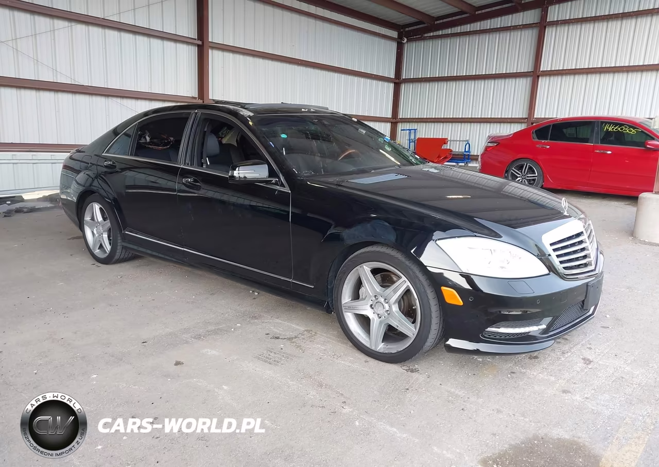 2011 Mercedes-Benz S 550 4Matic