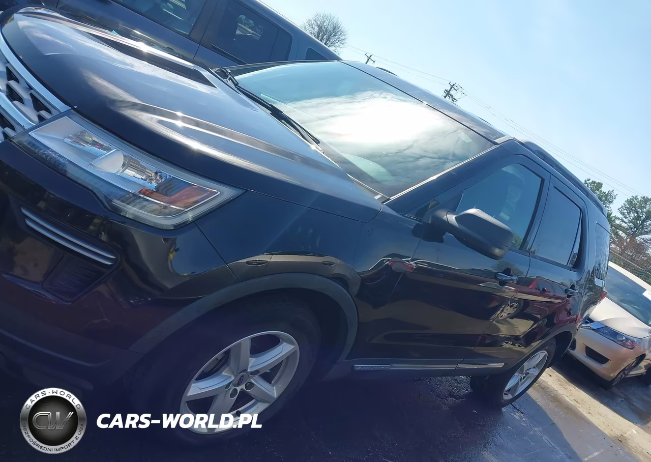 2019 Ford Explorer Xlt VIN:1FM5K7D84KGA36062 - 14