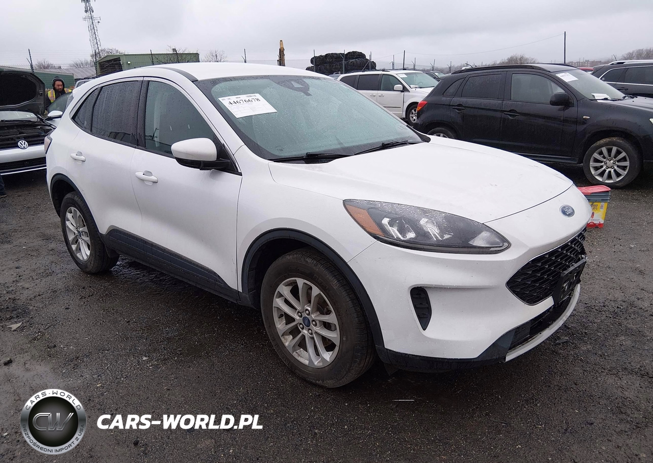 2021 Ford Escape Se