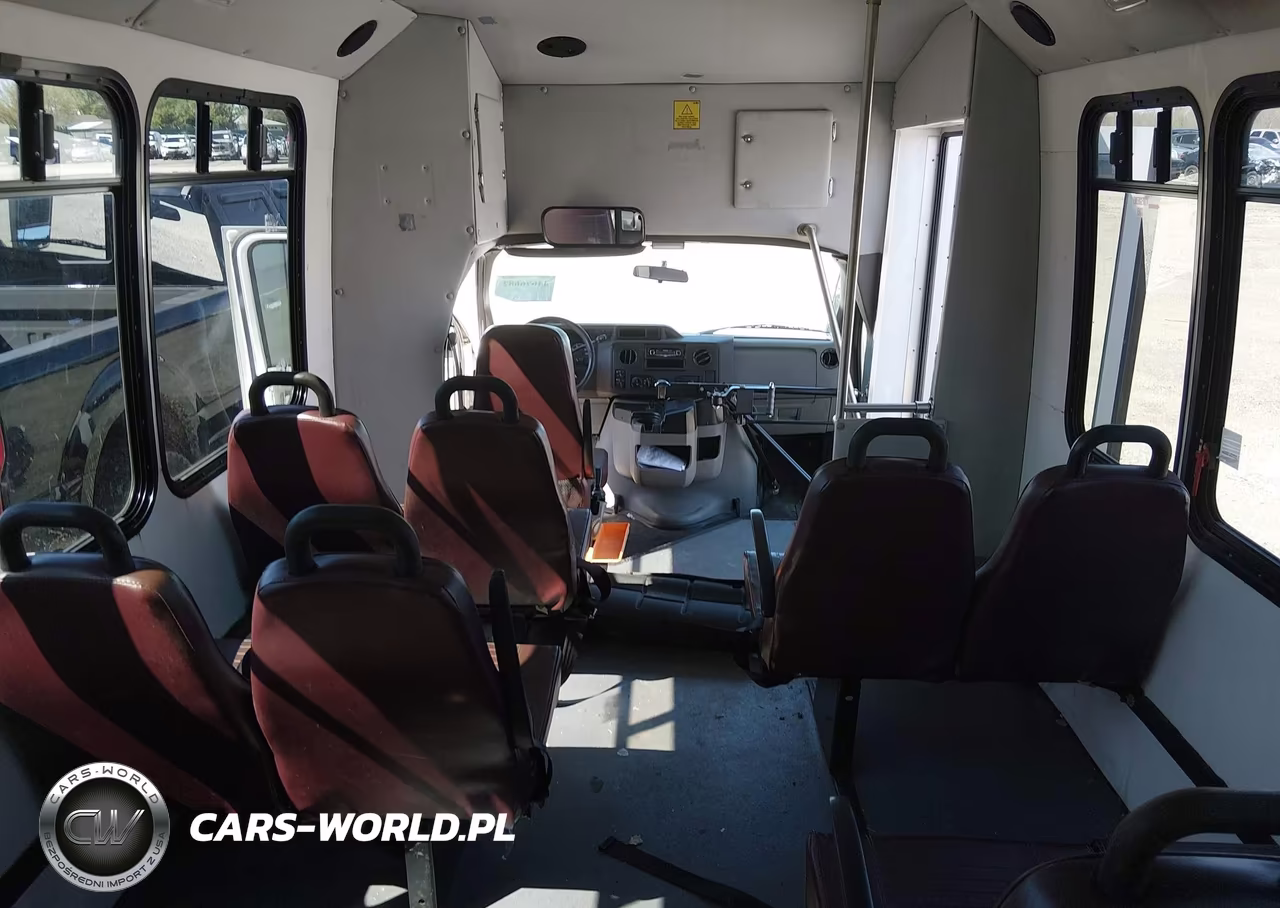2010 Ford E-350 Cutaway VIN:1FDEE3FS0ADA17341 - 6