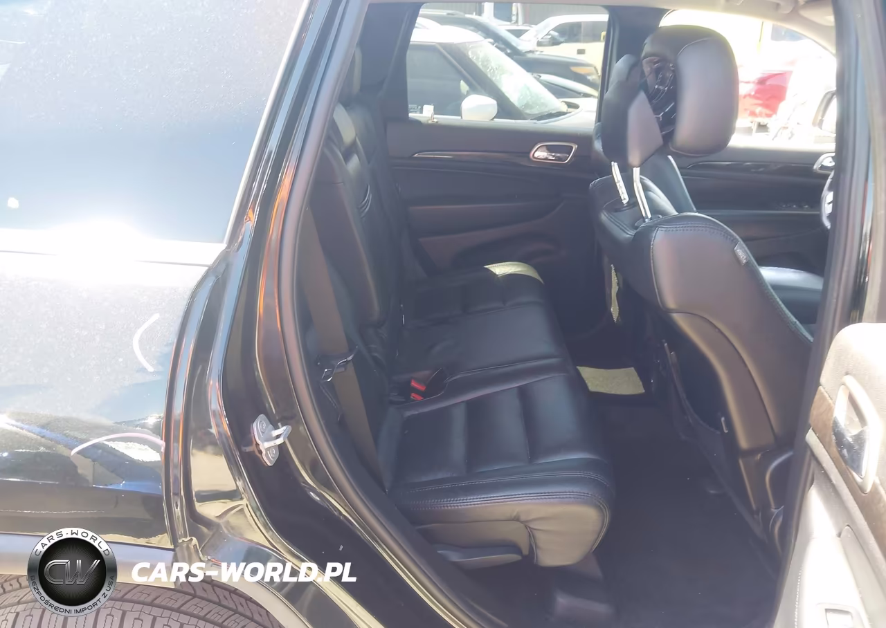 2013 Jeep Grand Cherokee Laredo VIN:1C4RJFAG0DC635212 - 8