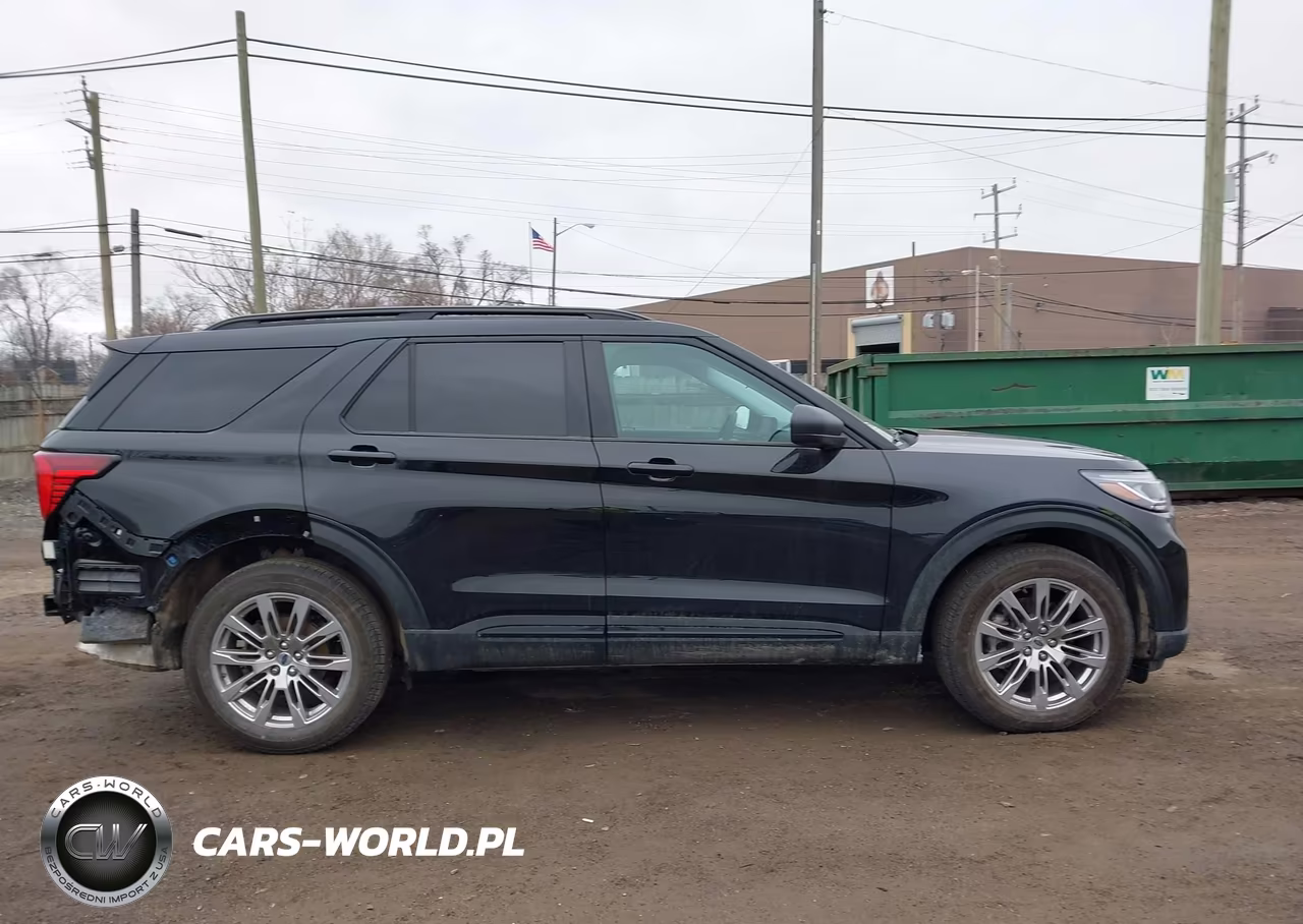 2026 Ford Explorer Active W-200A Pkg VIN:1FMUK8DHXTGA28762 - 14