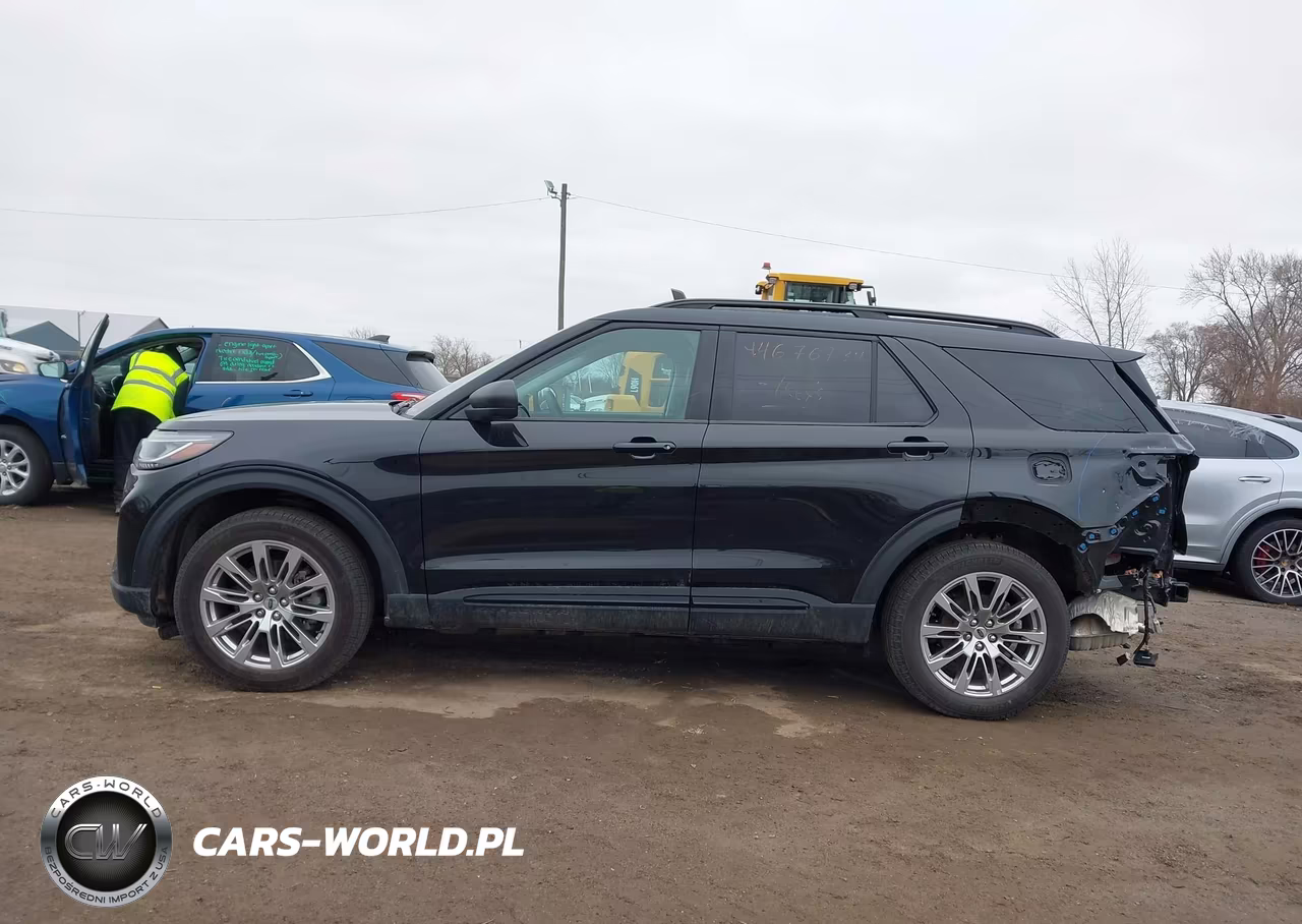 2026 Ford Explorer Active W-200A Pkg VIN:1FMUK8DHXTGA28762 - 15