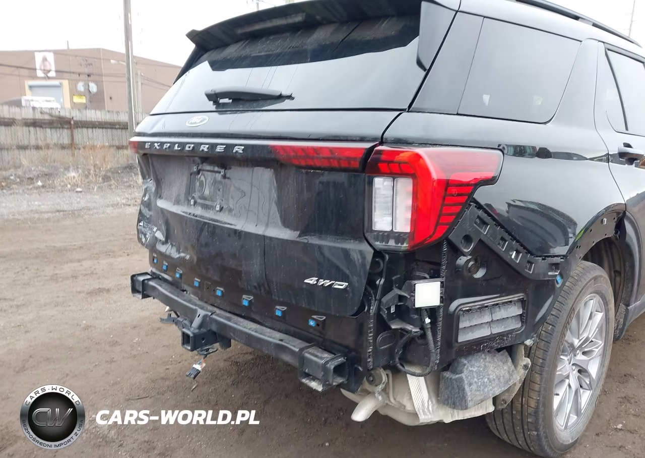 2026 Ford Explorer Active W-200A Pkg VIN:1FMUK8DHXTGA28762 - 19
