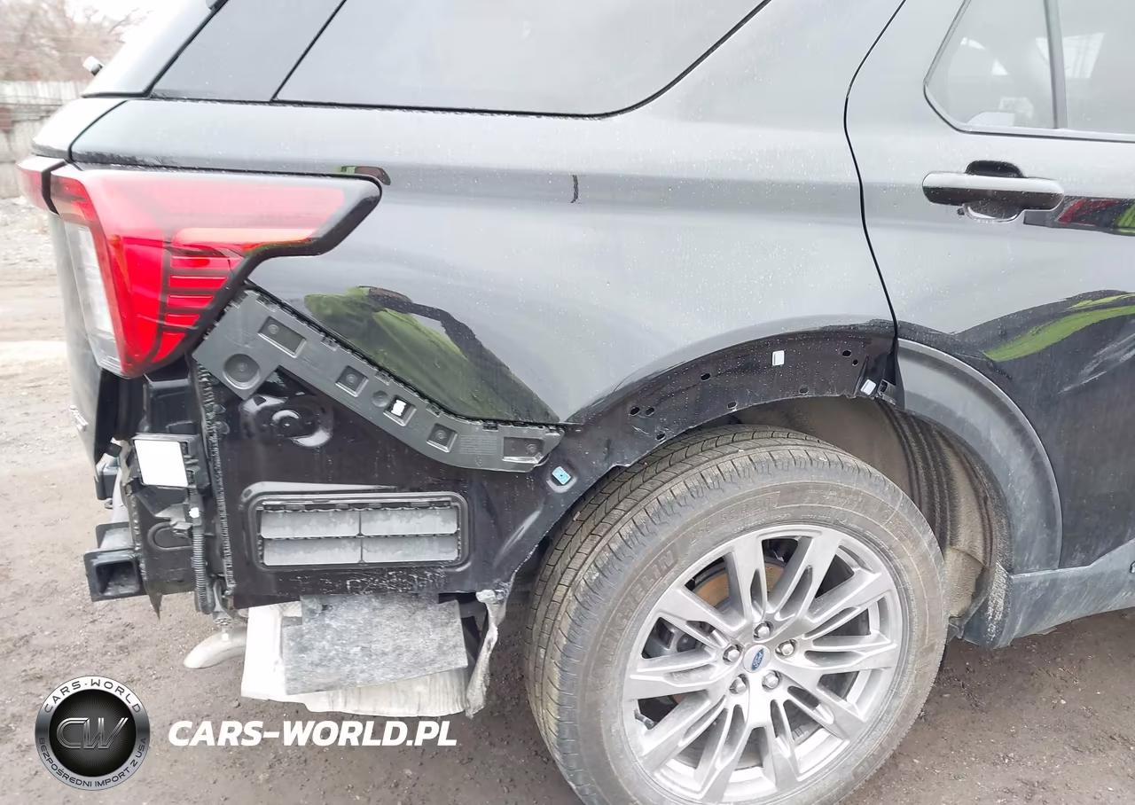 2026 Ford Explorer Active W-200A Pkg VIN:1FMUK8DHXTGA28762 - 20