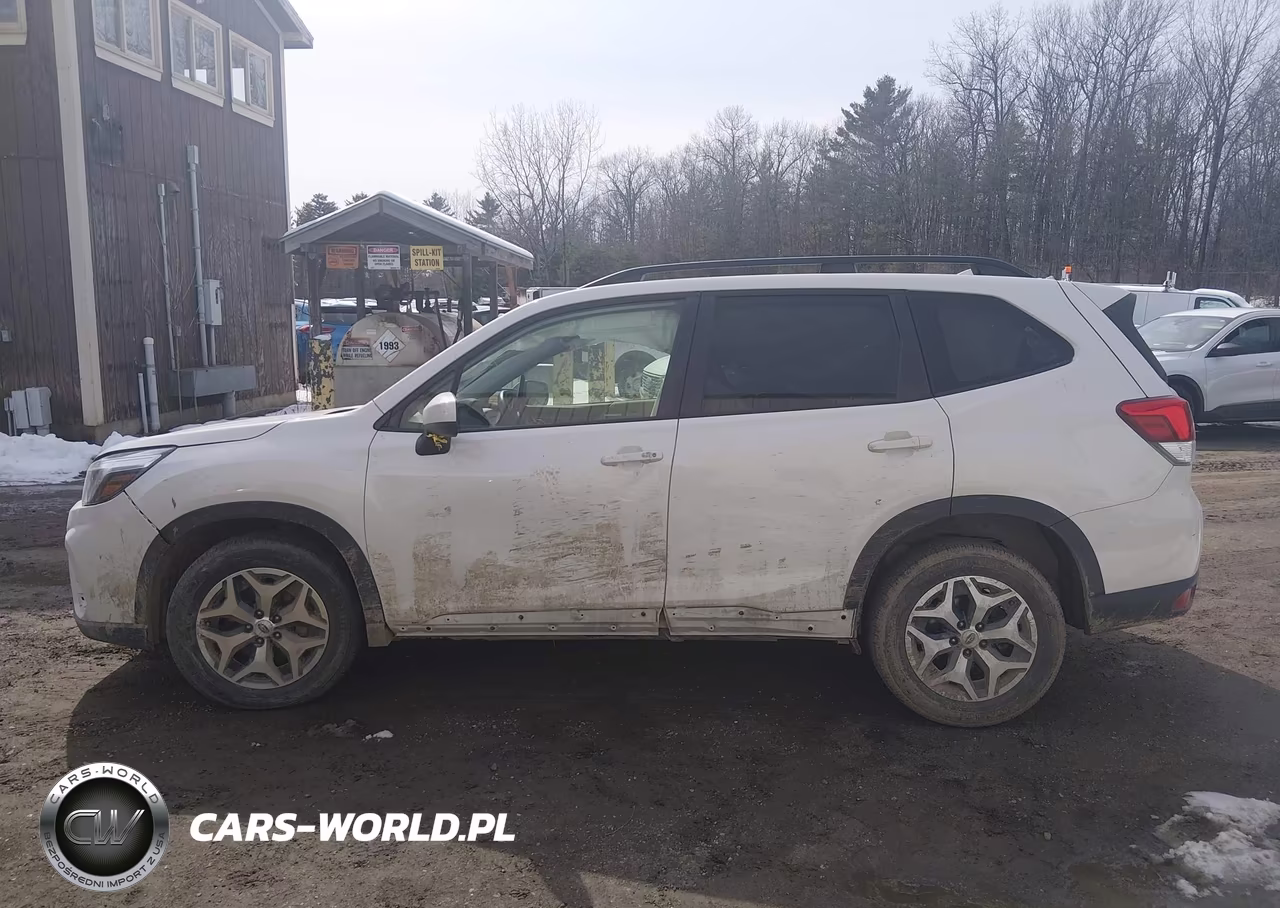 2020 Subaru Forester Premium VIN:JF2SKAGC4LH569708 - 14