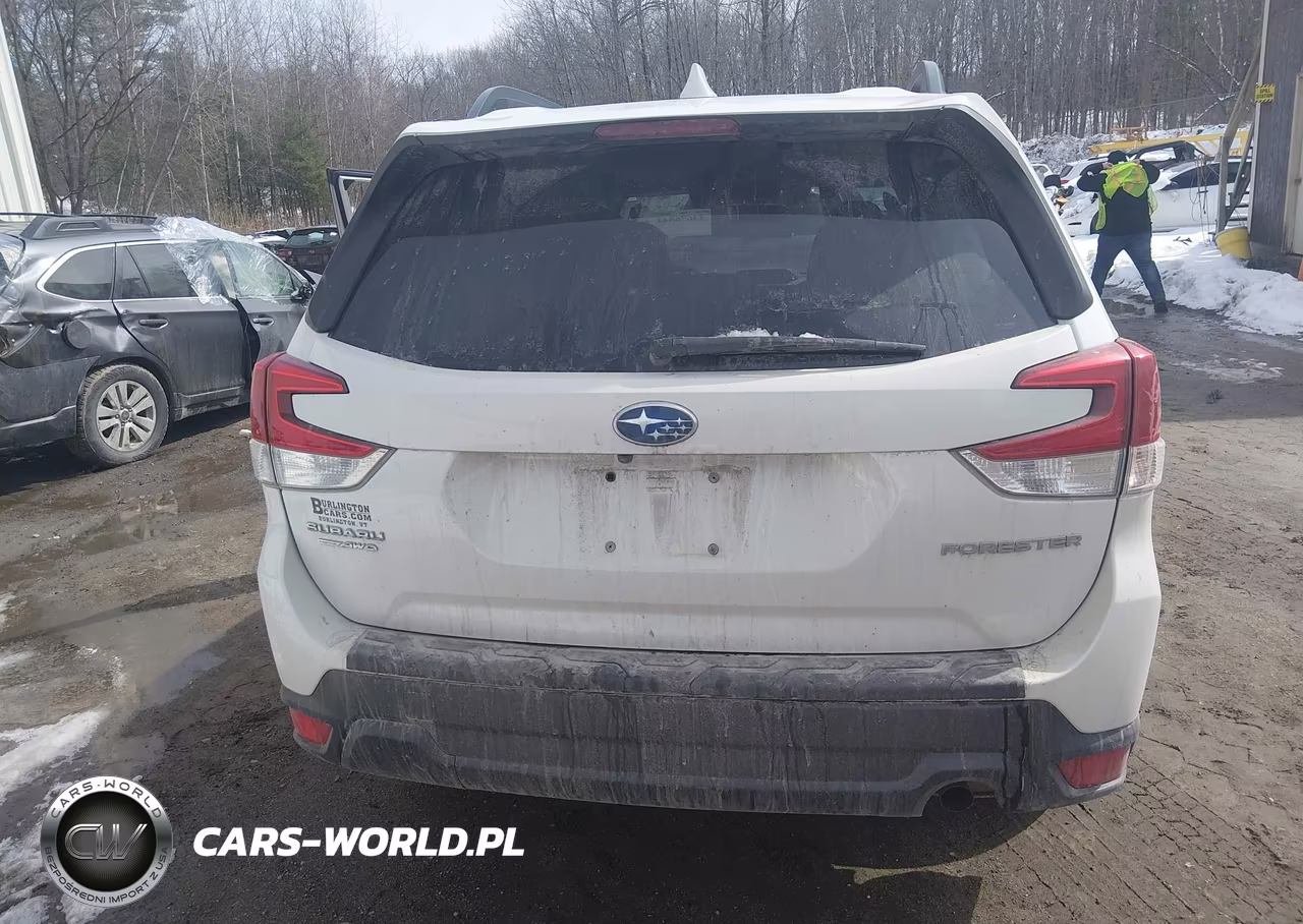 2020 Subaru Forester Premium VIN:JF2SKAGC4LH569708 - 16