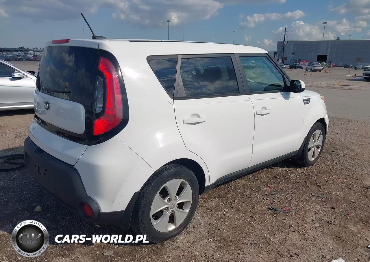 2015 Kia Soul VIN:KNDJN2A2XF7128991 - 4