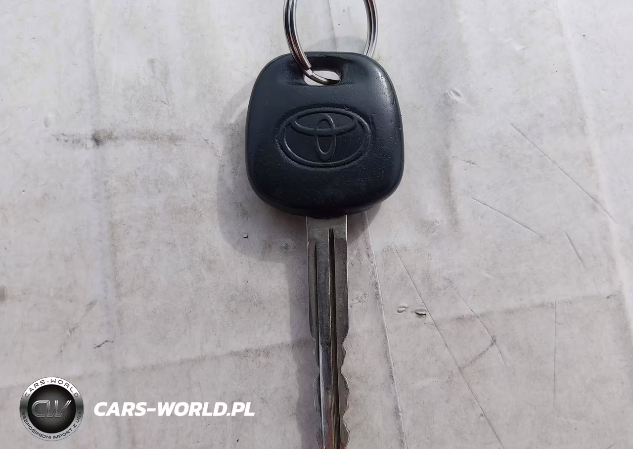 2011 Toyota Camry VIN:4T1BF3EK8BU623389 - 11