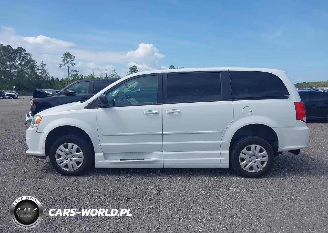 2017 Dodge Grand Caravan Se VIN:2C4RDGBG5HR724637 - 14