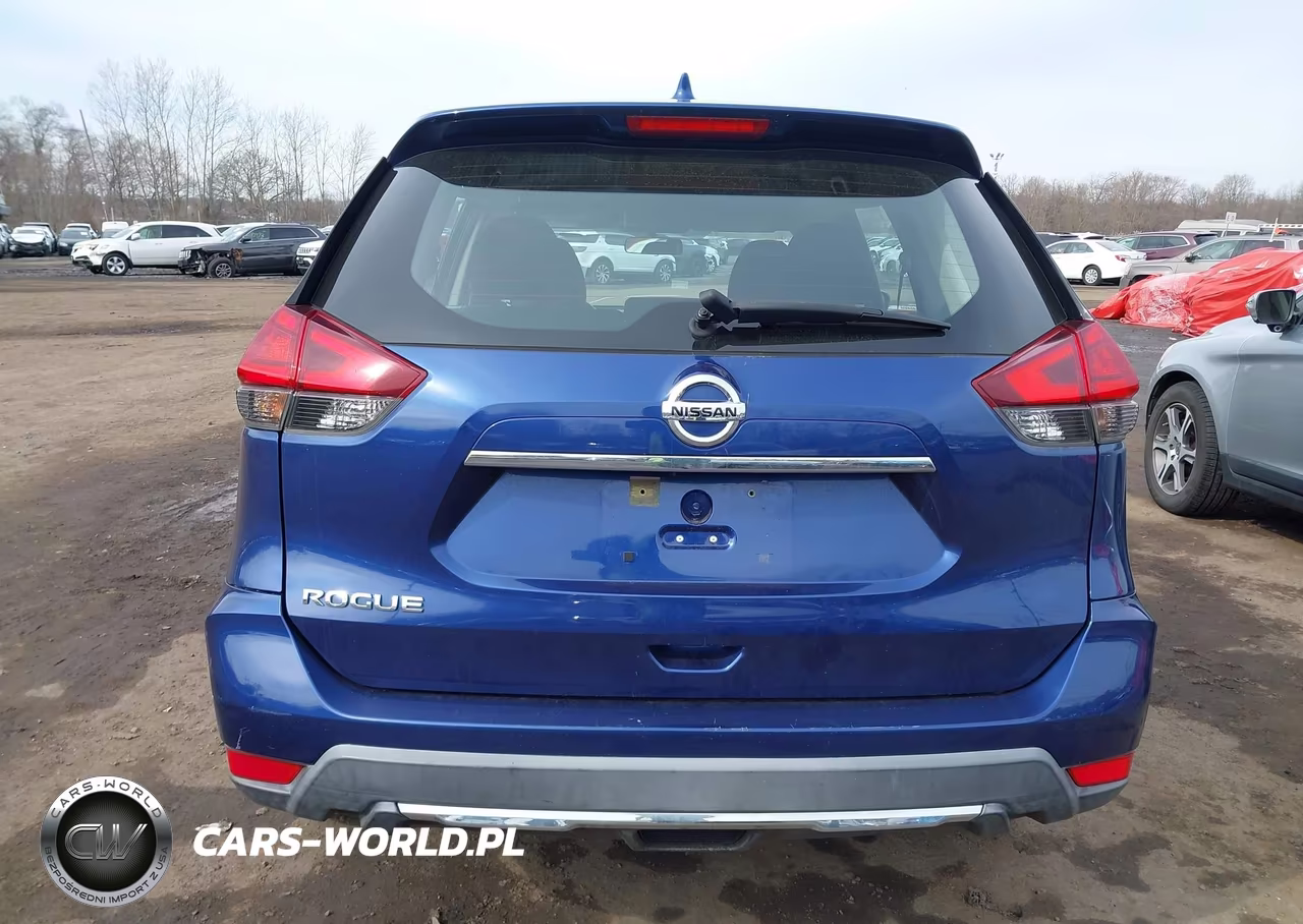 2017 Nissan Rogue S VIN:KNMAT2MT0HP565847 - 16