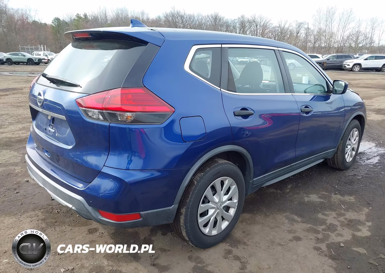 2017 Nissan Rogue S VIN:KNMAT2MT0HP565847 - 4