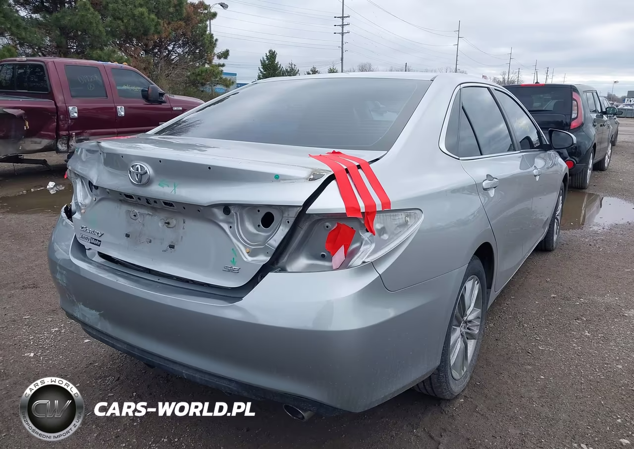 2016 Toyota Camry Se VIN:4T1BF1FK9GU192099 - 4
