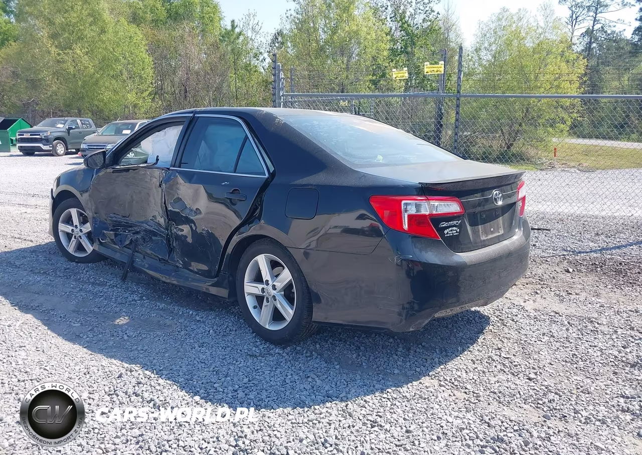 2014 Toyota Camry Se VIN:4T1BF1FK6EU390782 - 3