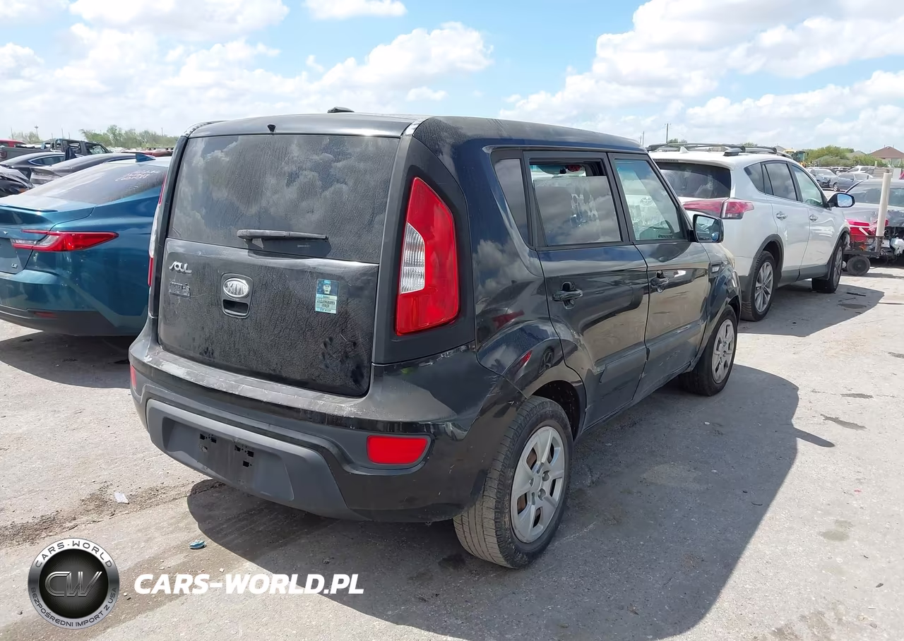 2012 Kia Soul ! VIN:KNDJT2A51C7742825 - 4