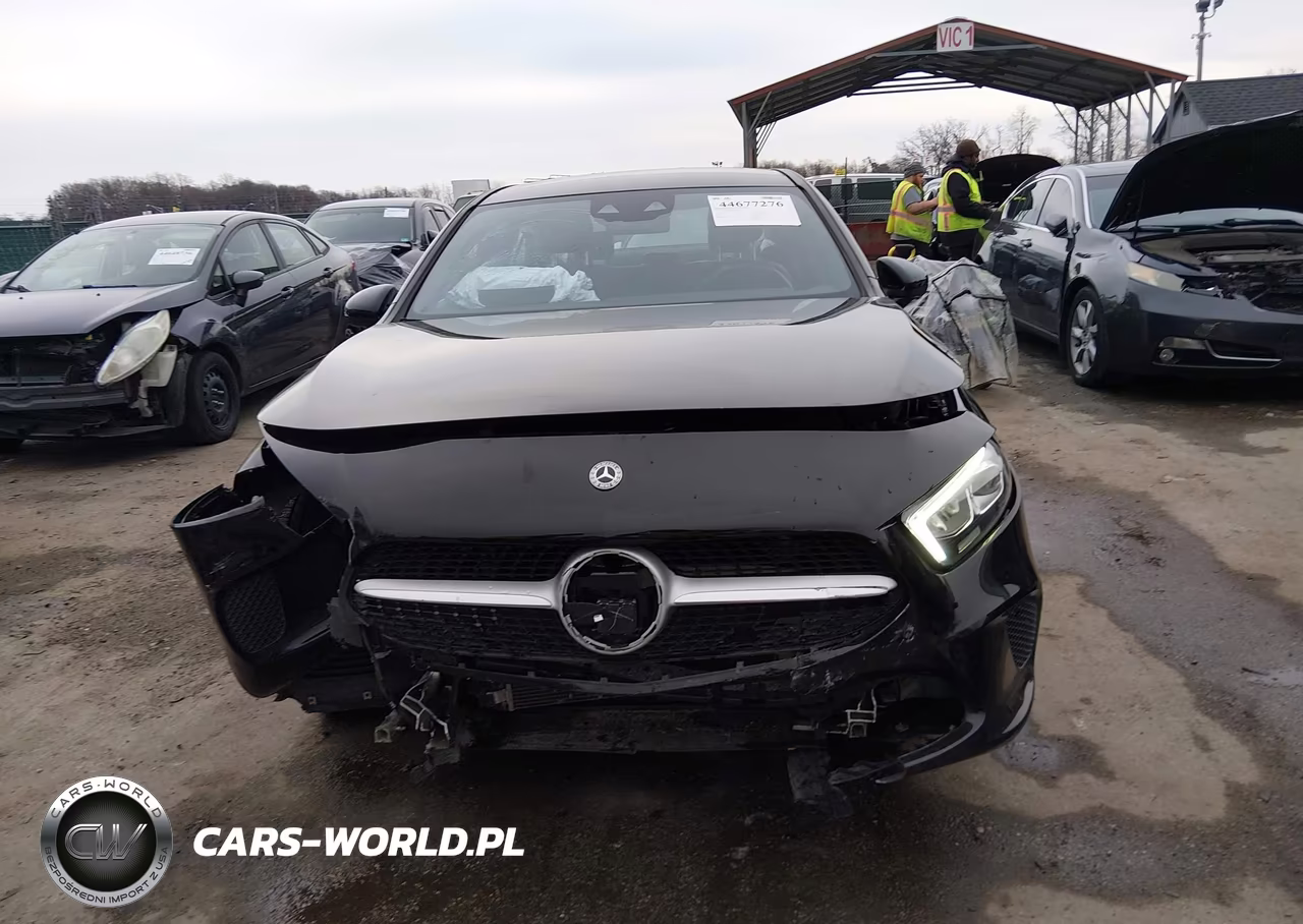 2020 Mercedes-Benz A 220 4Matic VIN:W1K3G4FB8LJ203022 - 13