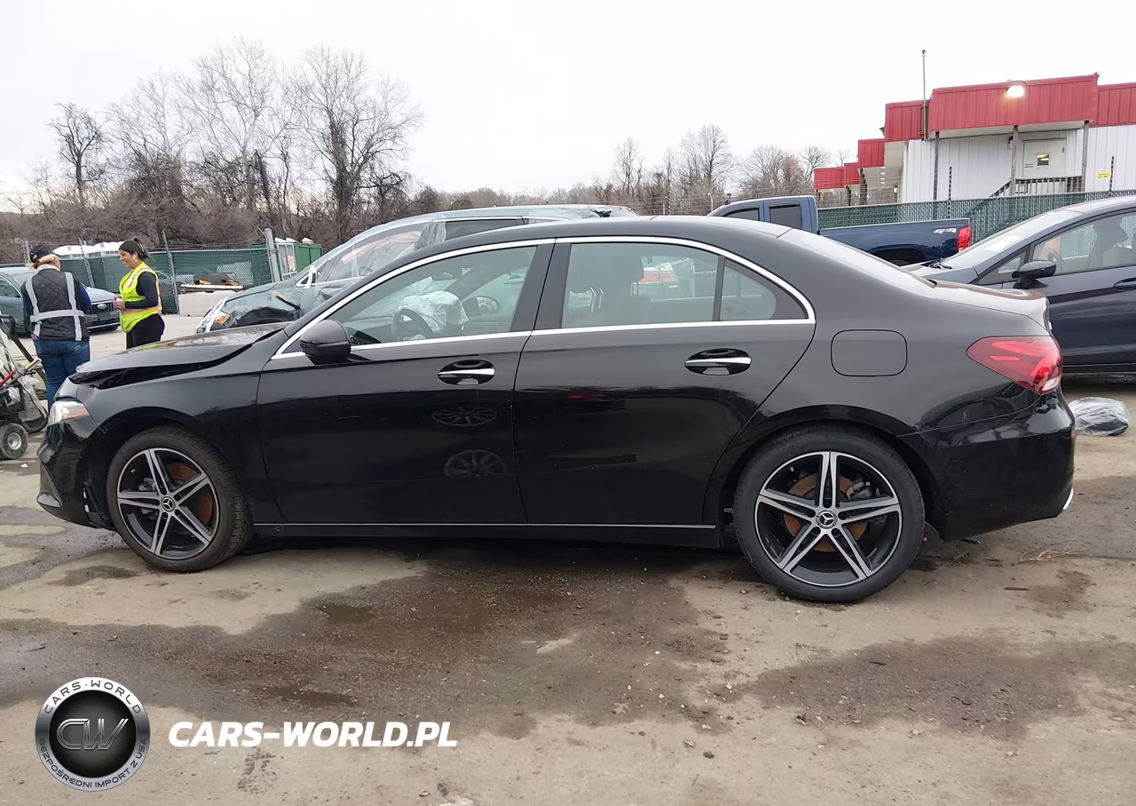 2020 Mercedes-Benz A 220 4Matic VIN:W1K3G4FB8LJ203022 - 15