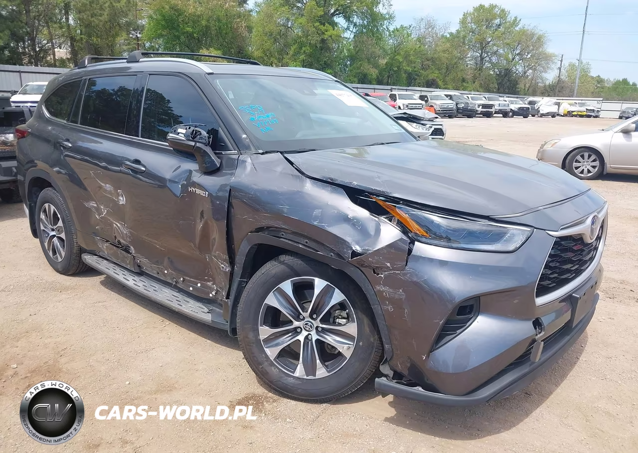 2021 Toyota Highlander Hybrid Xle