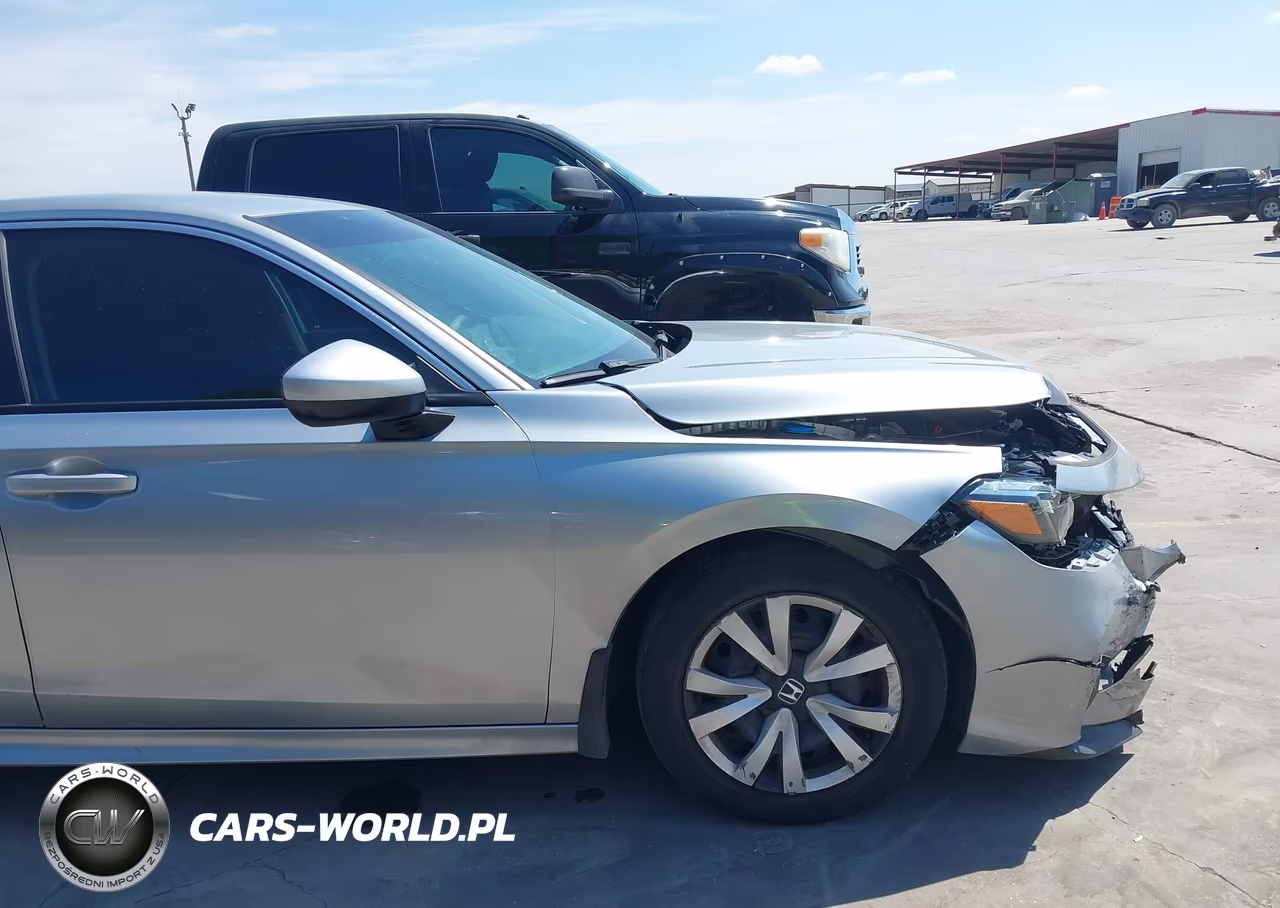 2025 Honda Civic Lx VIN:2HGFE2F22SH532303 - 17