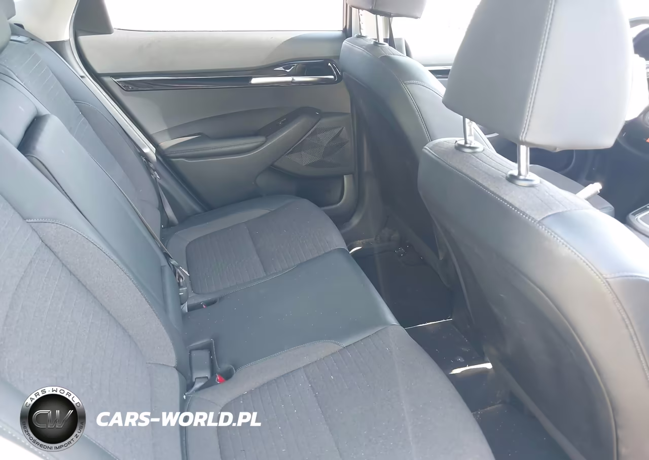 2021 Kia Seltos S VIN:KNDEUCAA9M7167523 - 8