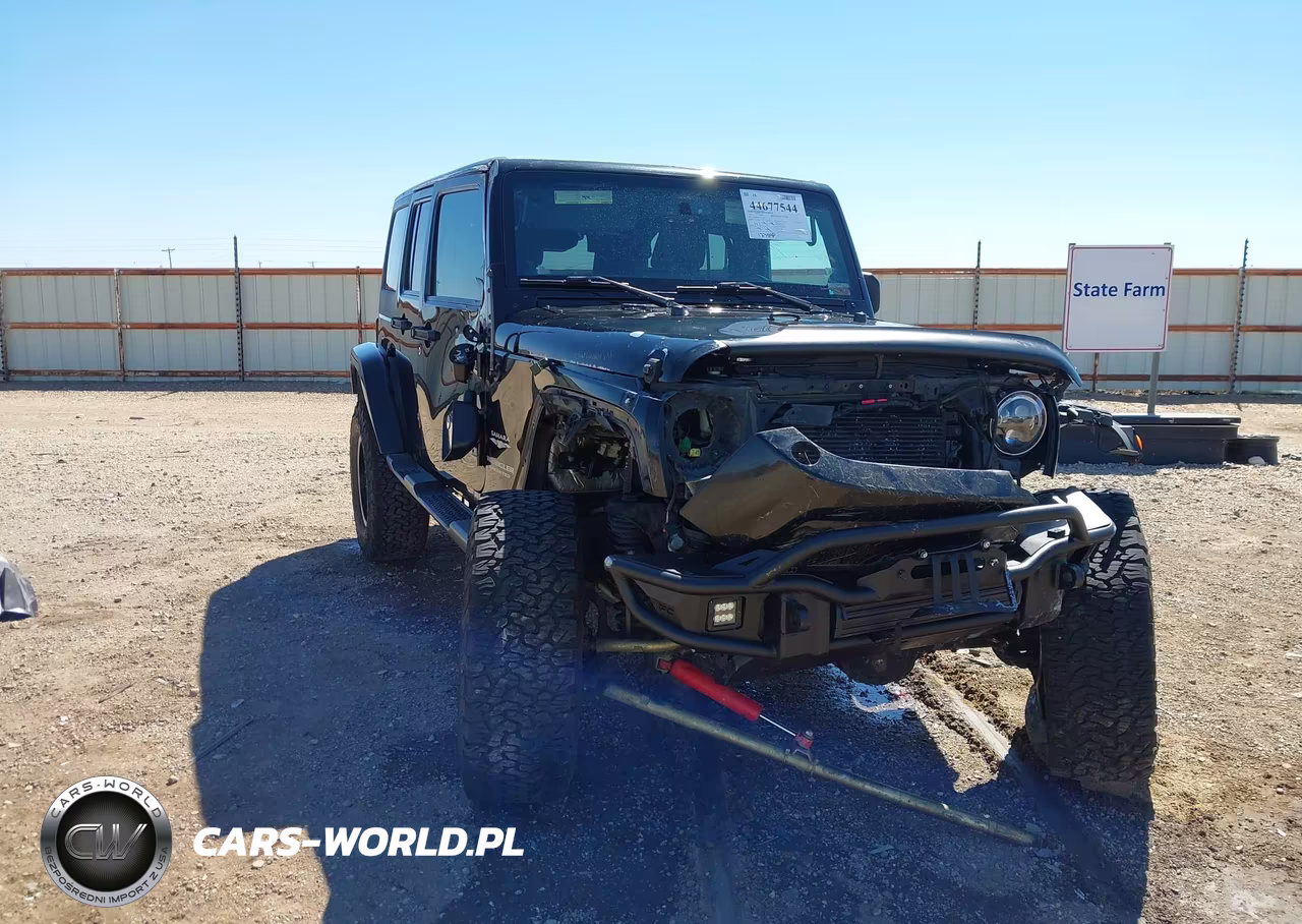 2013 Jeep Wrangler Unlimited Sahara VIN:1C4BJWEG2DL513415 - 6