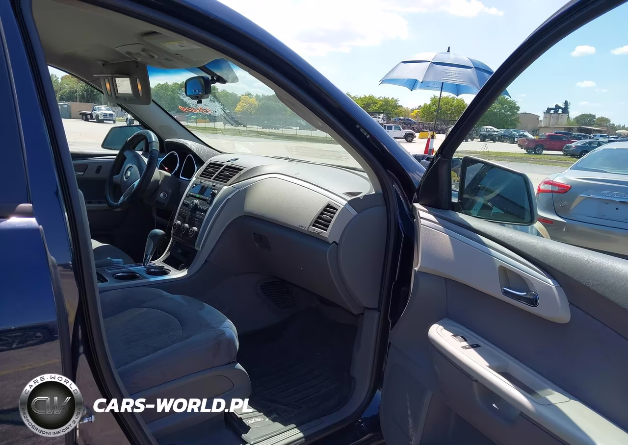 2011 Chevrolet Traverse Ls VIN:1GNKREED2BJ203810 - 5