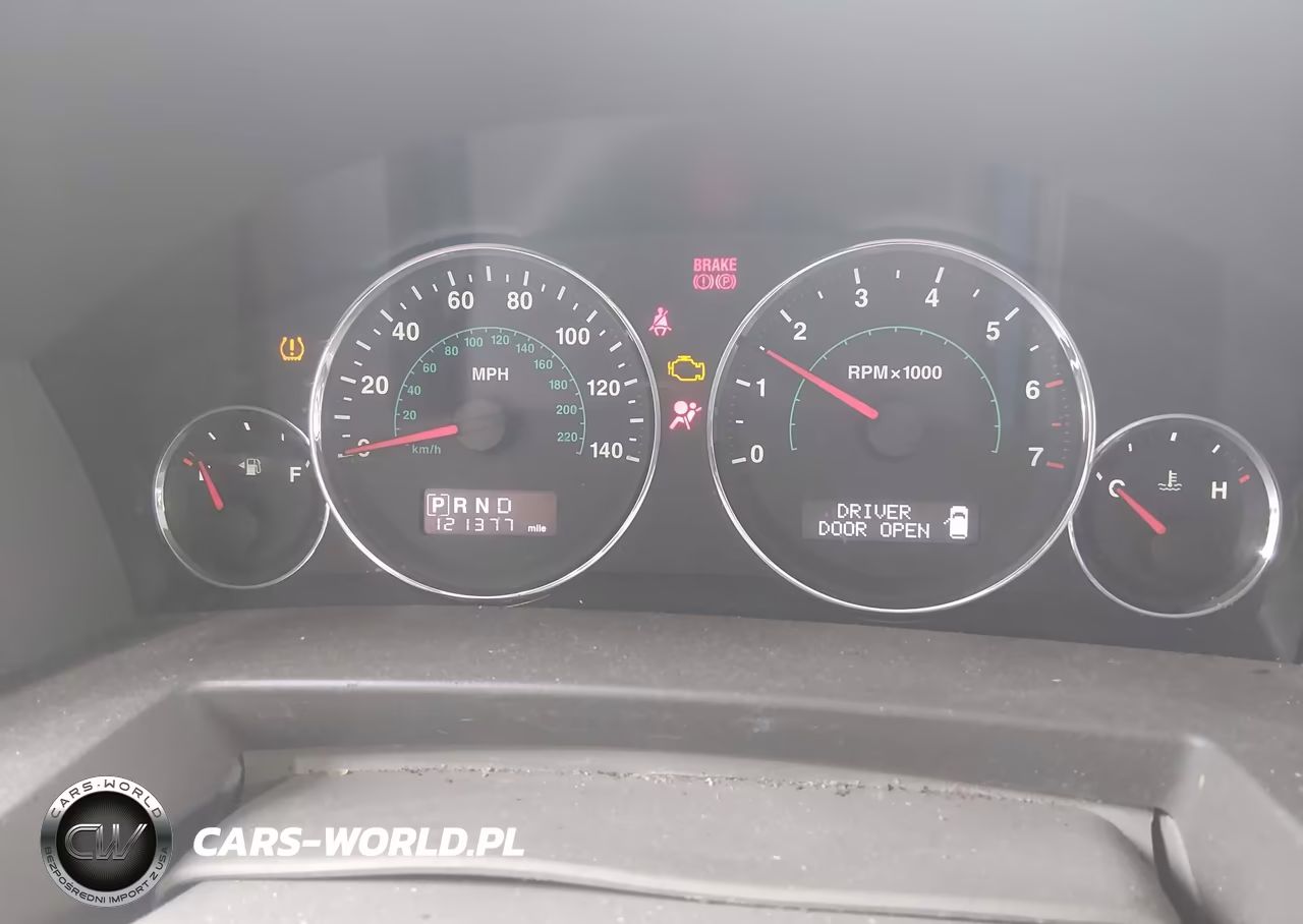 2008 Jeep Commander Sport VIN:1J8HG48K58C215002 - 7