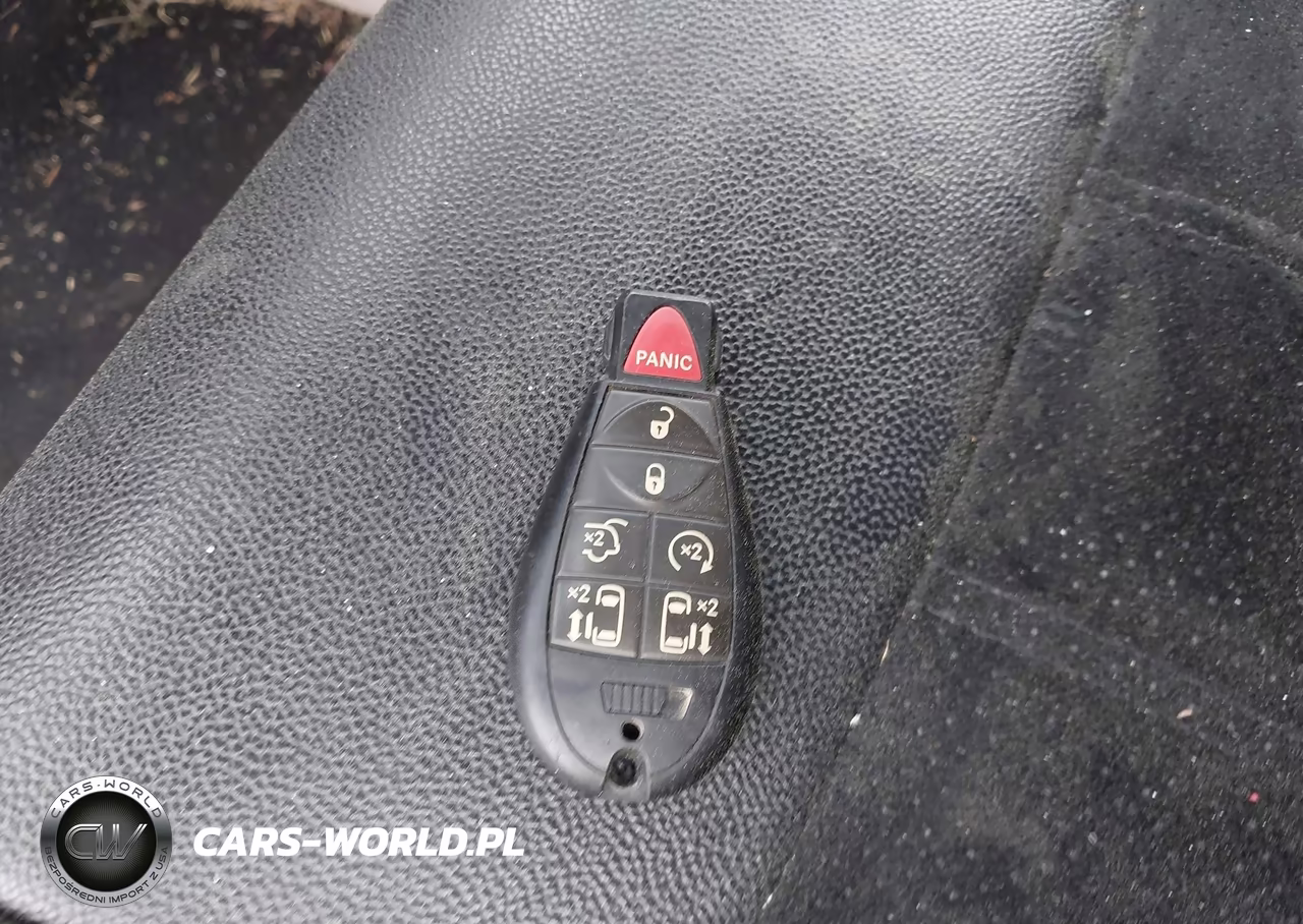 2018 Dodge Grand Caravan Sxt VIN:2C4RDGCG3JR263944 - 11
