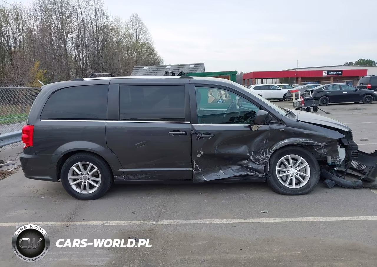 2018 Dodge Grand Caravan Sxt VIN:2C4RDGCG3JR263944 - 13