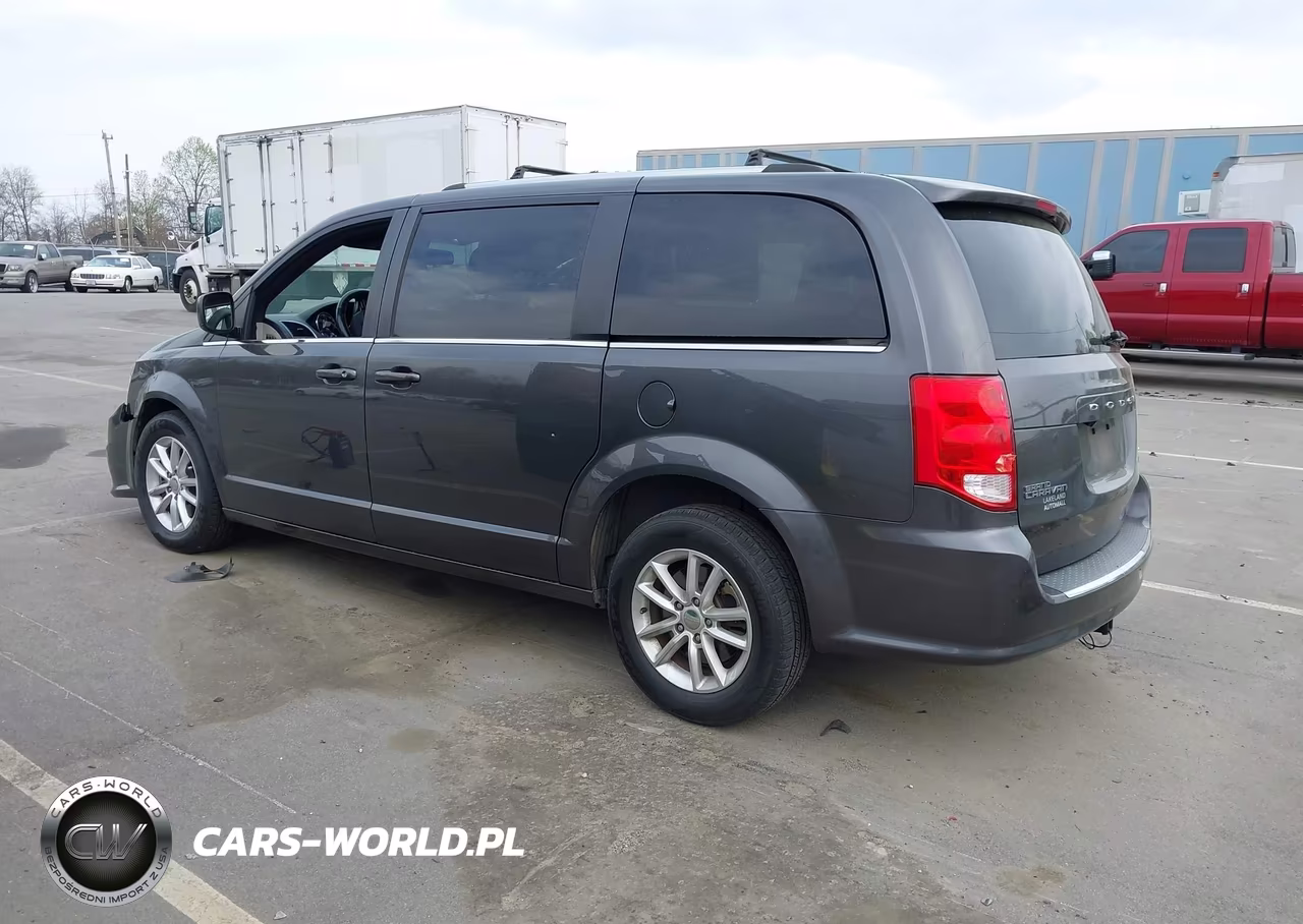 2018 Dodge Grand Caravan Sxt VIN:2C4RDGCG3JR263944 - 3