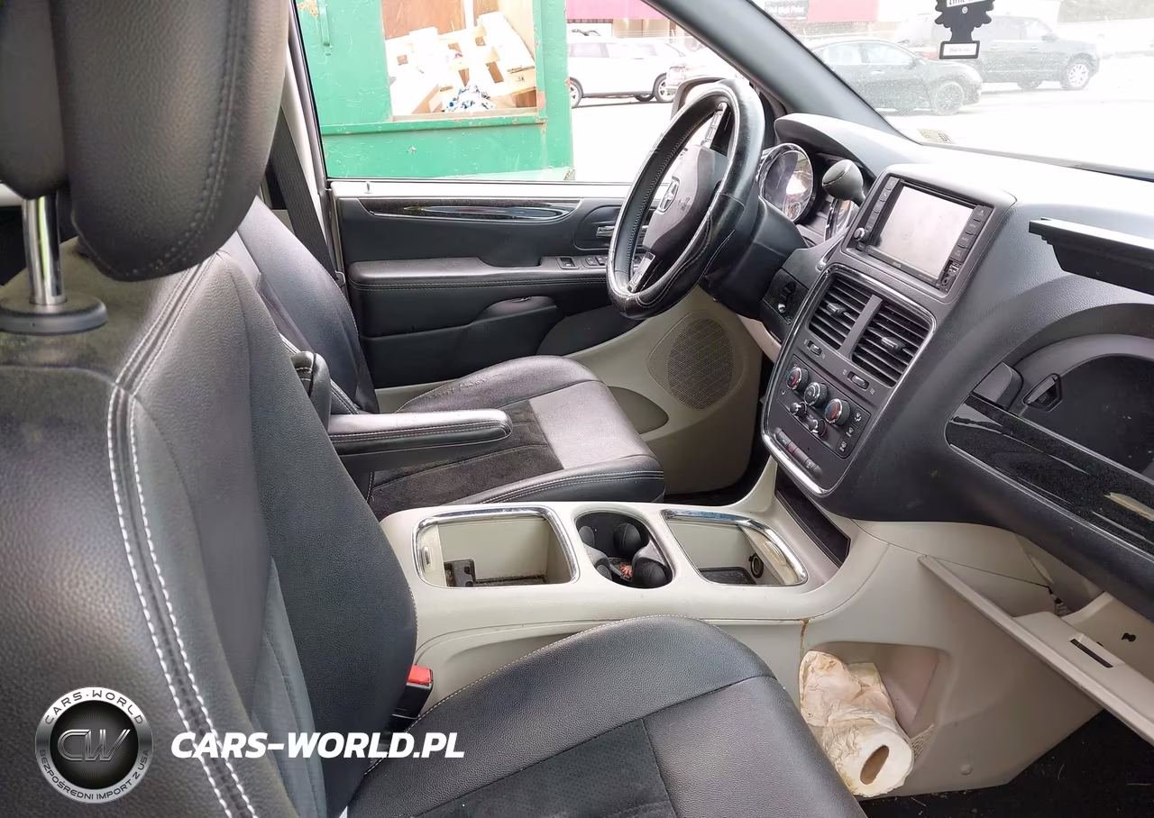 2018 Dodge Grand Caravan Sxt VIN:2C4RDGCG3JR263944 - 5