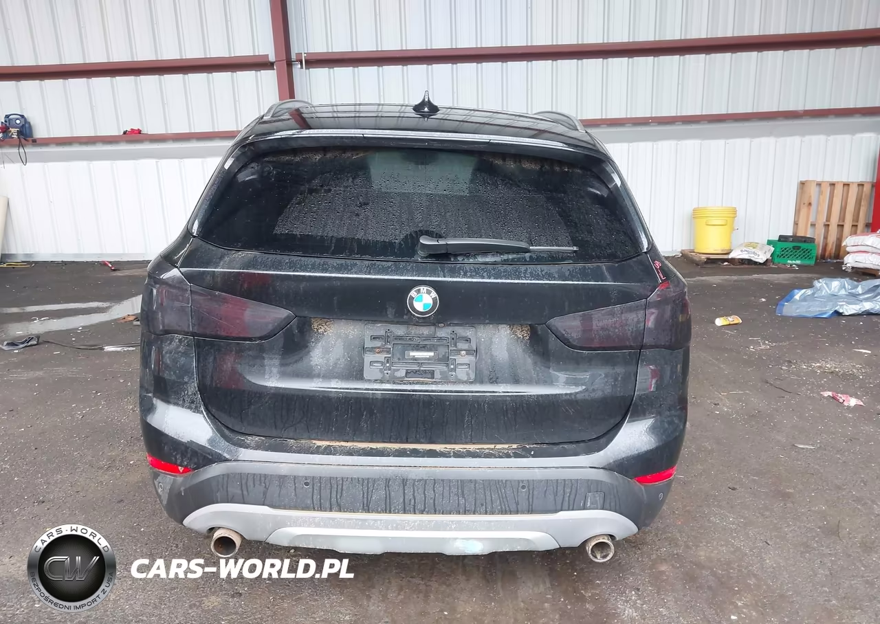 2017 BMW X1 xDrive28I VIN:WBXHT3C34H5F77409 - 17