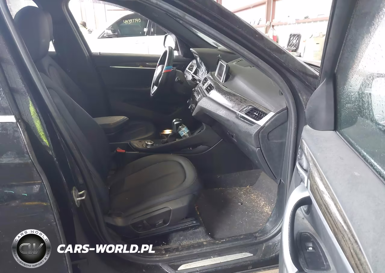 2017 BMW X1 xDrive28I VIN:WBXHT3C34H5F77409 - 5