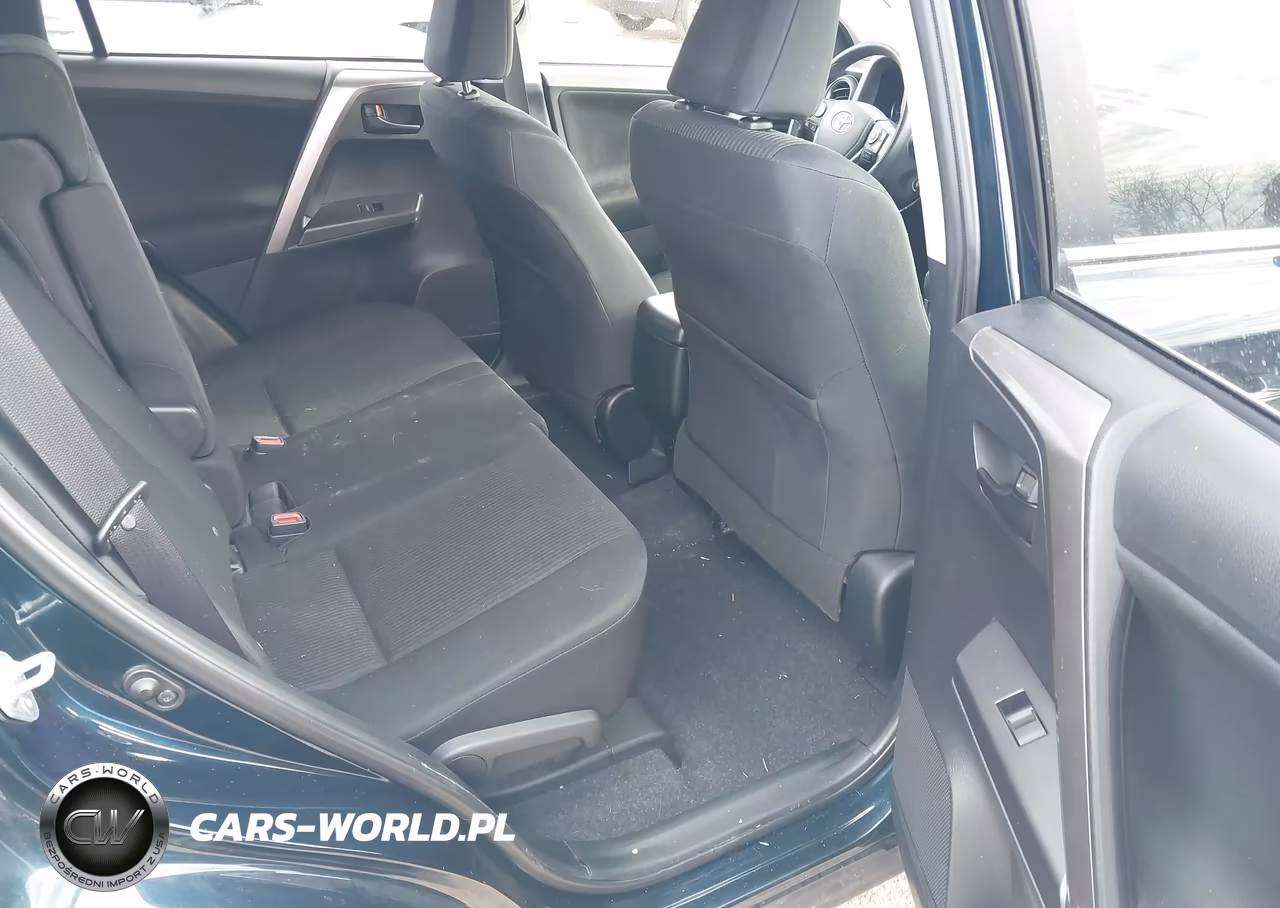 2018 Toyota Rav4 Le VIN:JTMBFREV1JJ215527 - 8