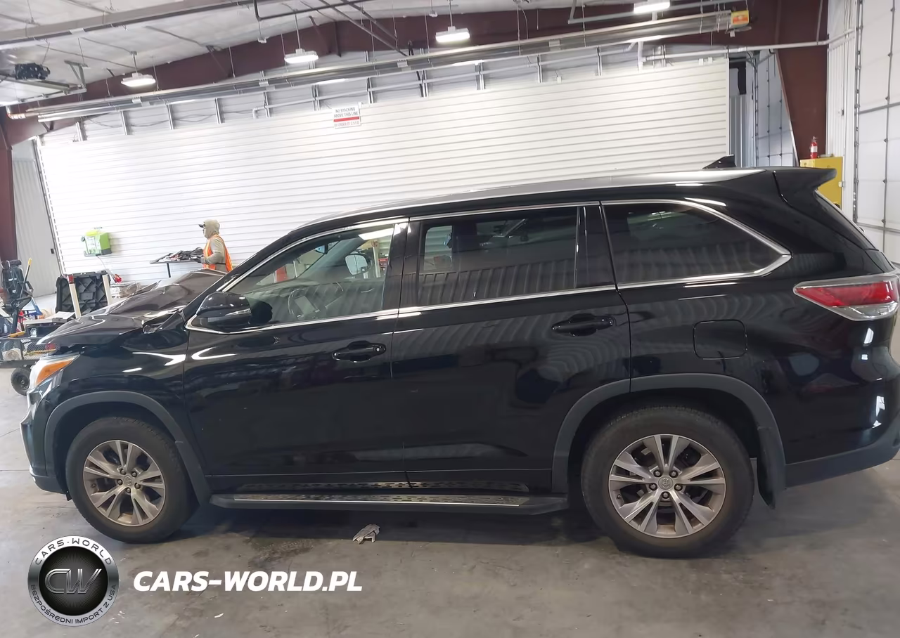 2014 Toyota Highlander Xle V6 VIN:5TDKKRFH9ES026816 - 15