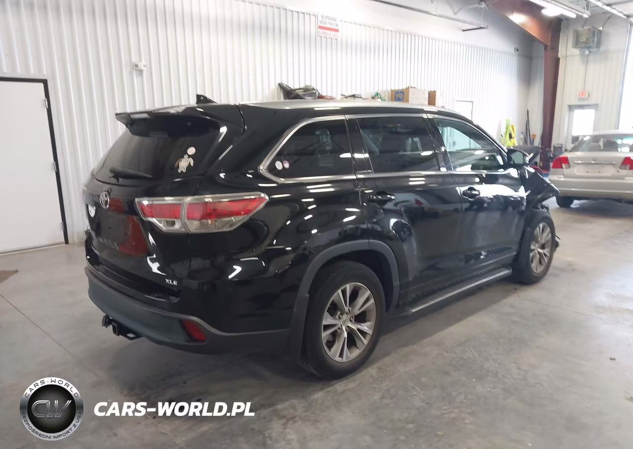 2014 Toyota Highlander Xle V6 VIN:5TDKKRFH9ES026816 - 4