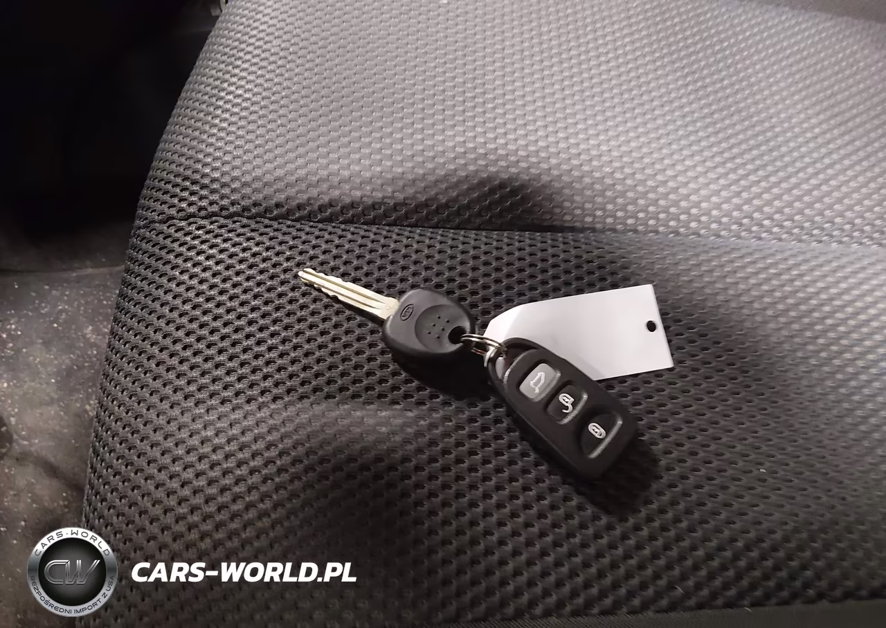 2010 Kia Rondo Ex-Ex-Premium VIN:KNAHH8A84A7305067 - 11