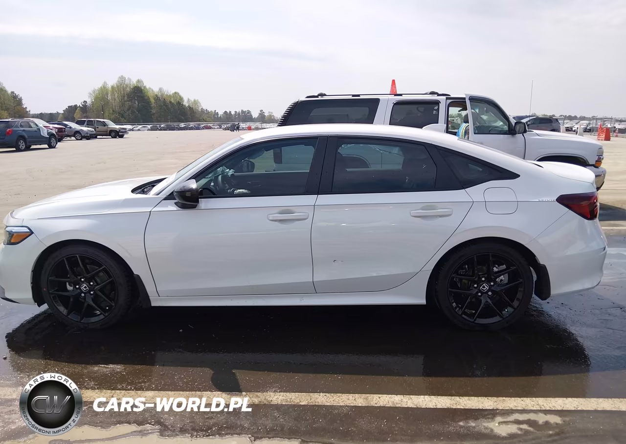2025 Honda Civic Sport VIN:2HGFE2F59SH537833 - 14