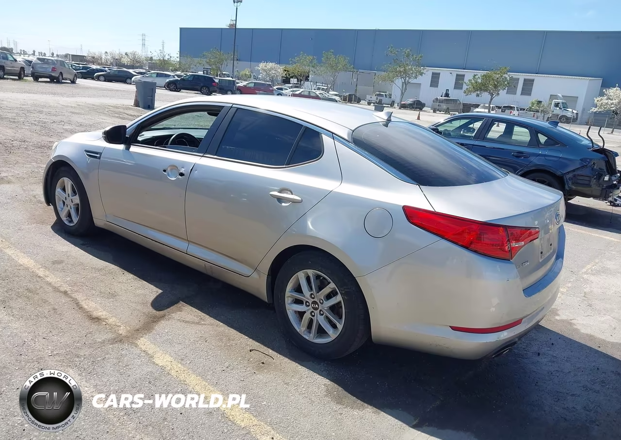 2011 Kia Optima Lx VIN:KNAGM4A77B5108124 - 3