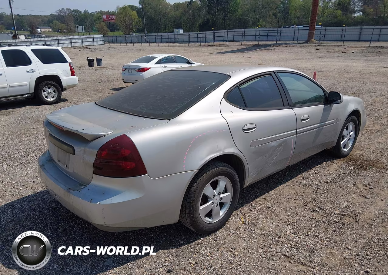 2007 Pontiac Grand Prix VIN:2G2WP552071106853 - 4