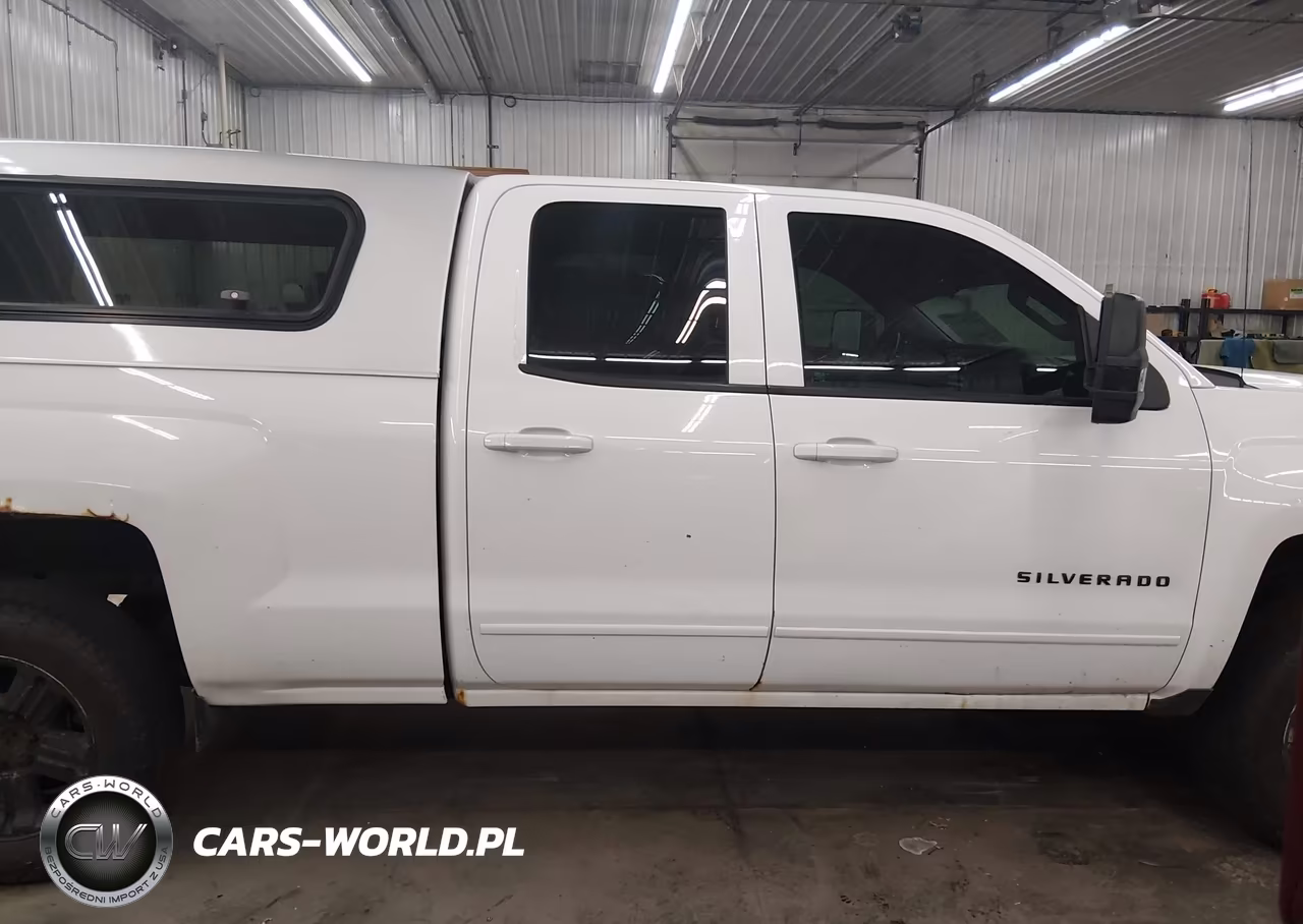 2015 Chevrolet Silverado 1500 1Lt VIN:1GCVKREC0FZ433717 - 14