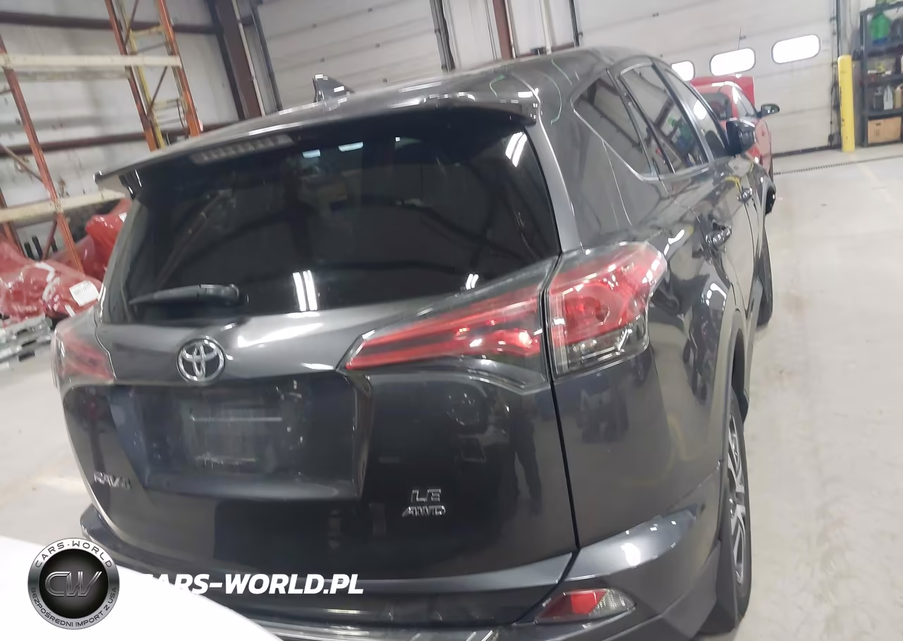 2018 Toyota Rav4 Le VIN:JTMBFREV8JJ240814 - 16