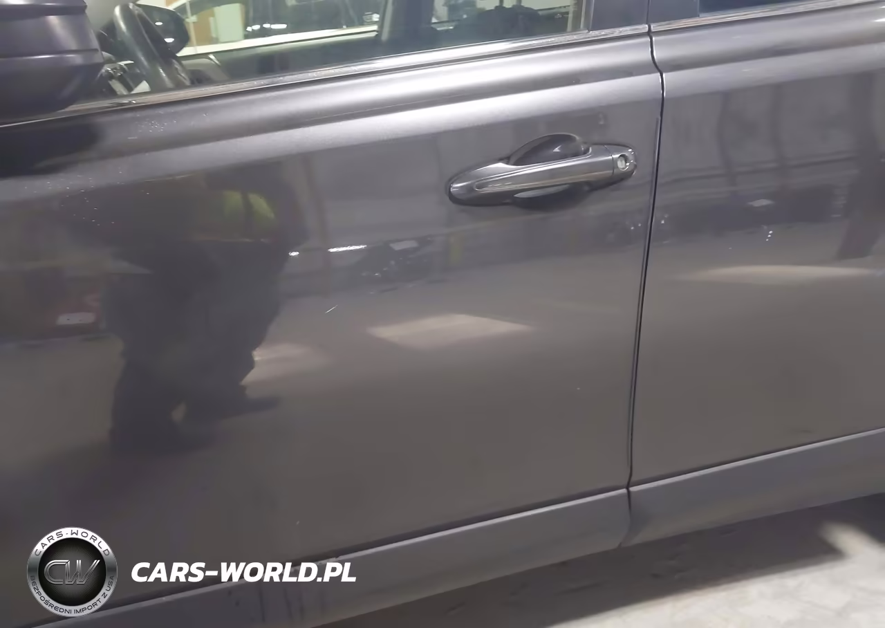 2018 Toyota Rav4 Le VIN:JTMBFREV8JJ240814 - 17