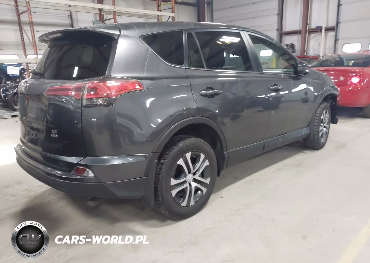 2018 Toyota Rav4 Le VIN:JTMBFREV8JJ240814 - 4