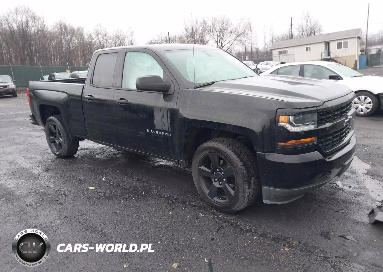2017 Chevrolet Silverado 1500 Custom