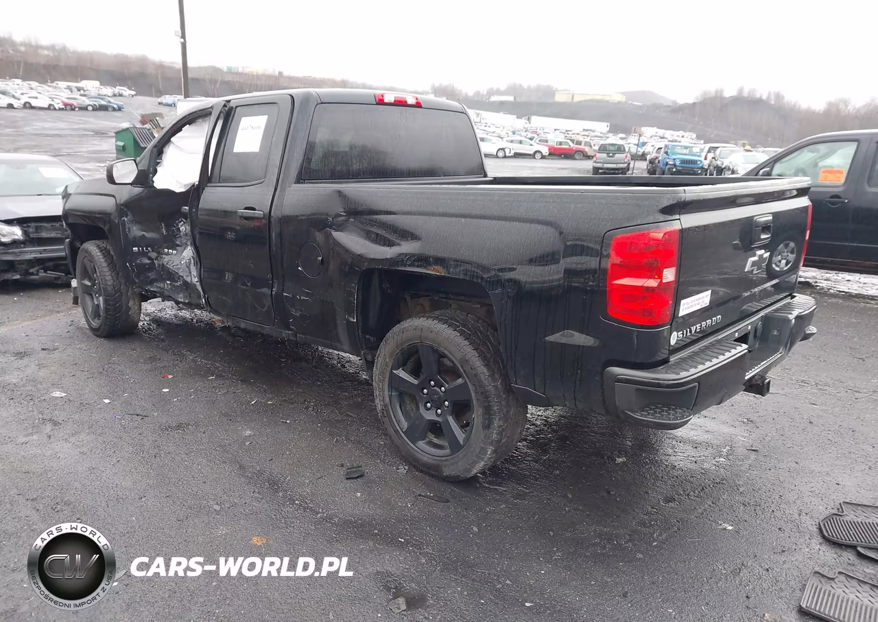 2017 Chevrolet Silverado 1500 Custom VIN:1GCVKPEC6HZ219922 - 3