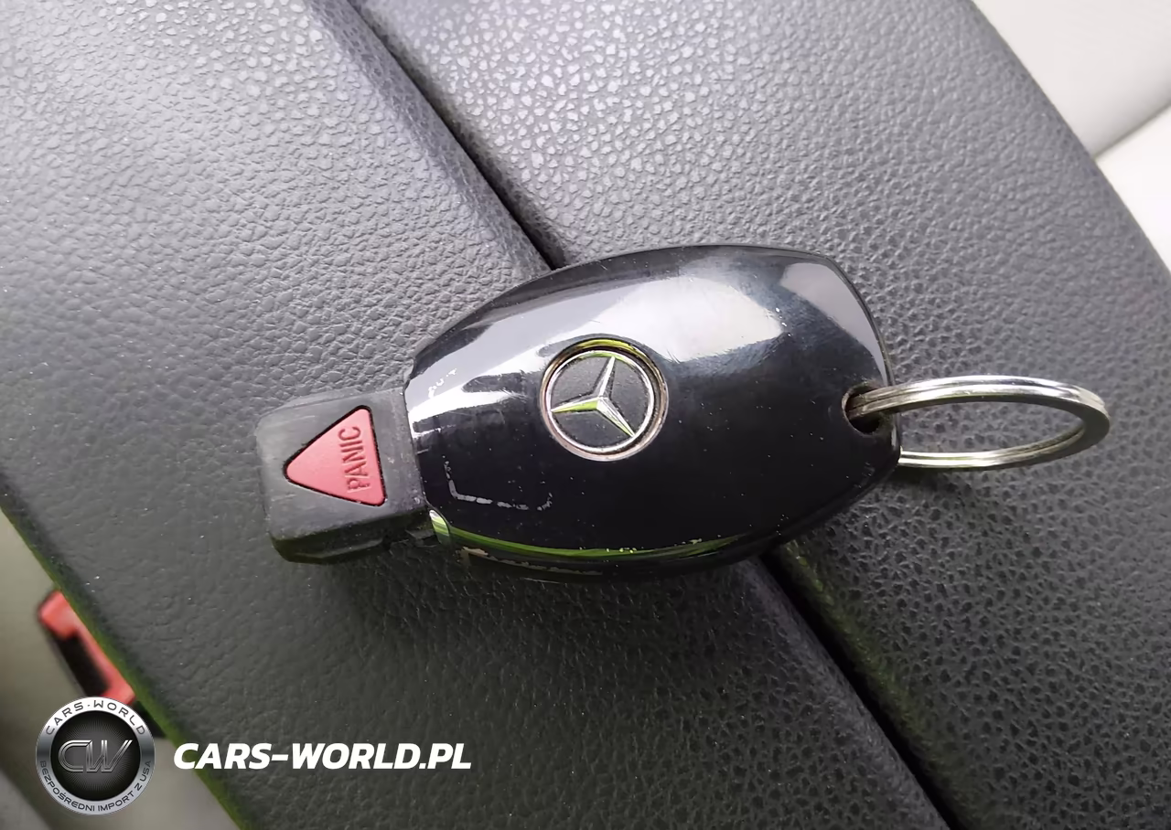 2012 Mercedes-Benz C 250 Sport VIN:WDDGF4HB6CR212675 - 11