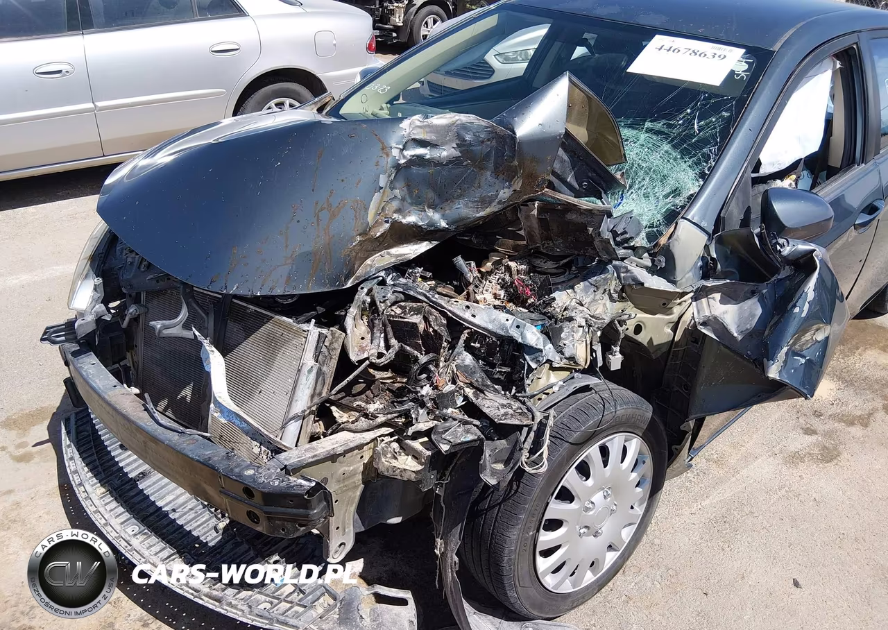 2014 Toyota Corolla Le VIN:5YFBURHE3EP169041 - 6