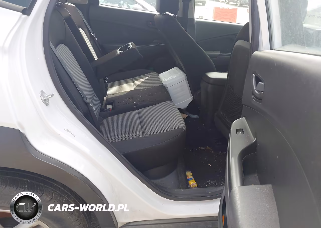 2021 Hyundai Kona Se VIN:KM8K12AA2MU643839 - 8