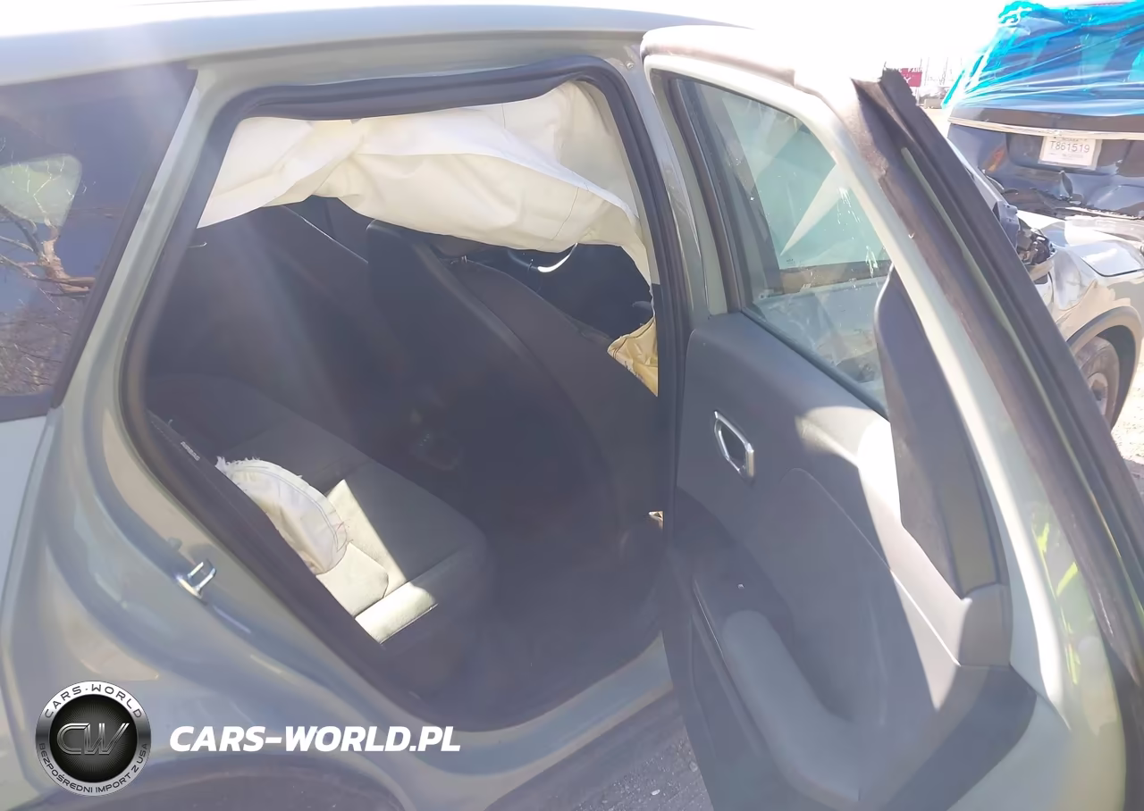 2025 Kia K4 Lxs VIN:3KPFT4DE6SE163387 - 8